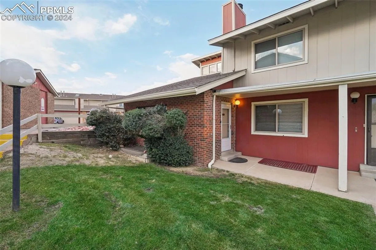 Denver Real Estate | View 258 W Rockrimmon Boulevard, A | Listing