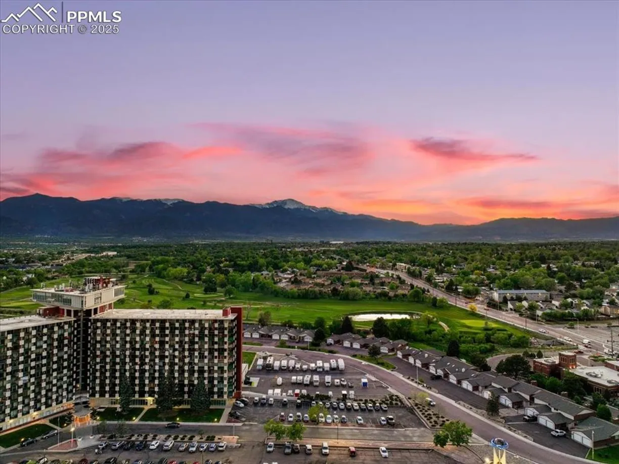 Denver Real Estate | View 411 Lakewood Circle, B1114 | Listing