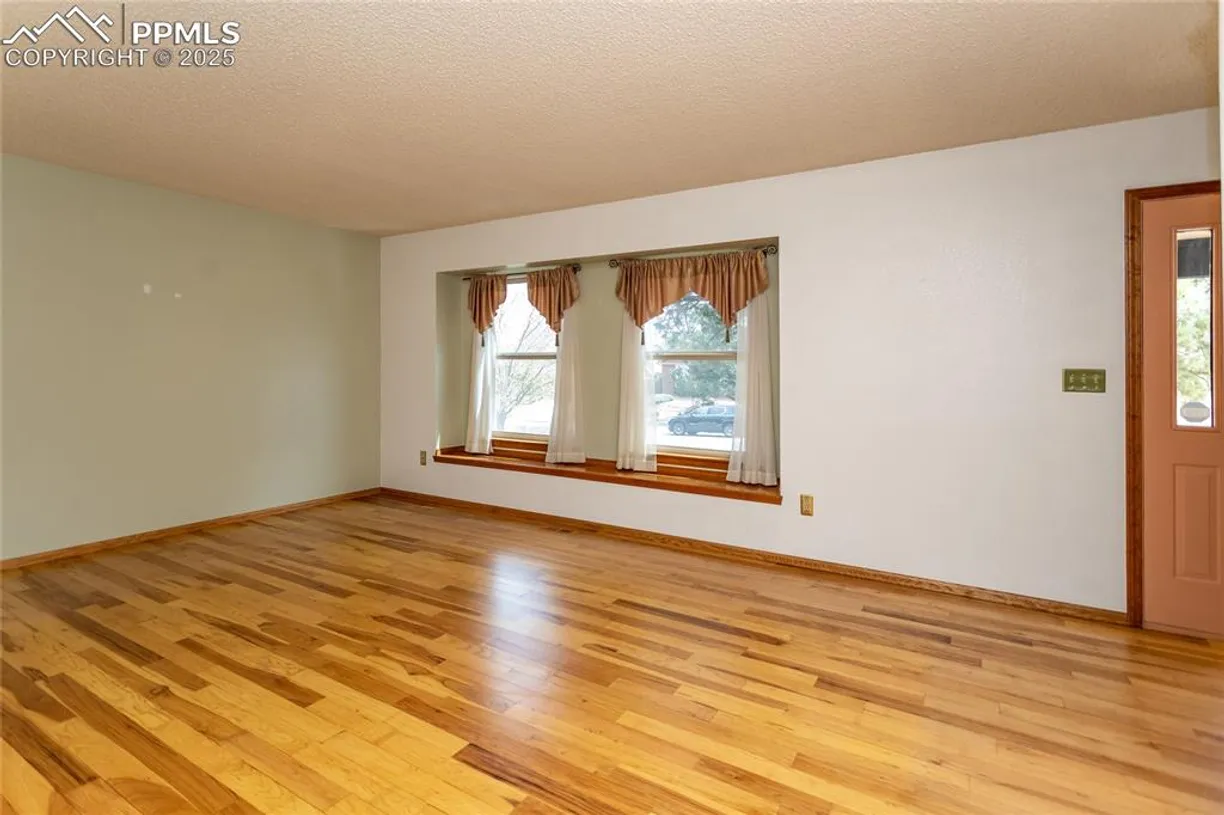Denver Real Estate | View 2540 Ramsgate Terrace | Listing