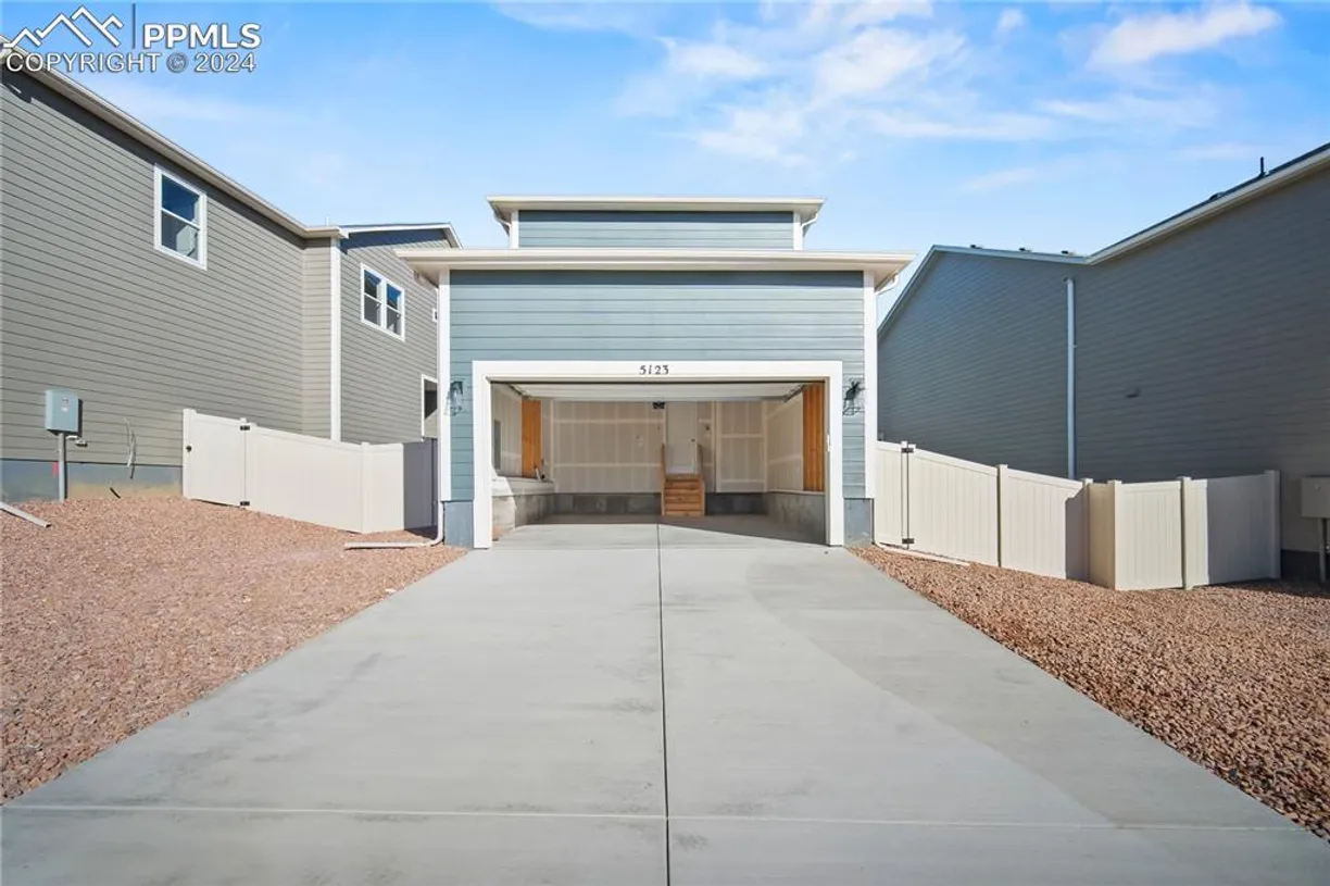 Denver Real Estate | View 5123 Beartrack Point | Listing