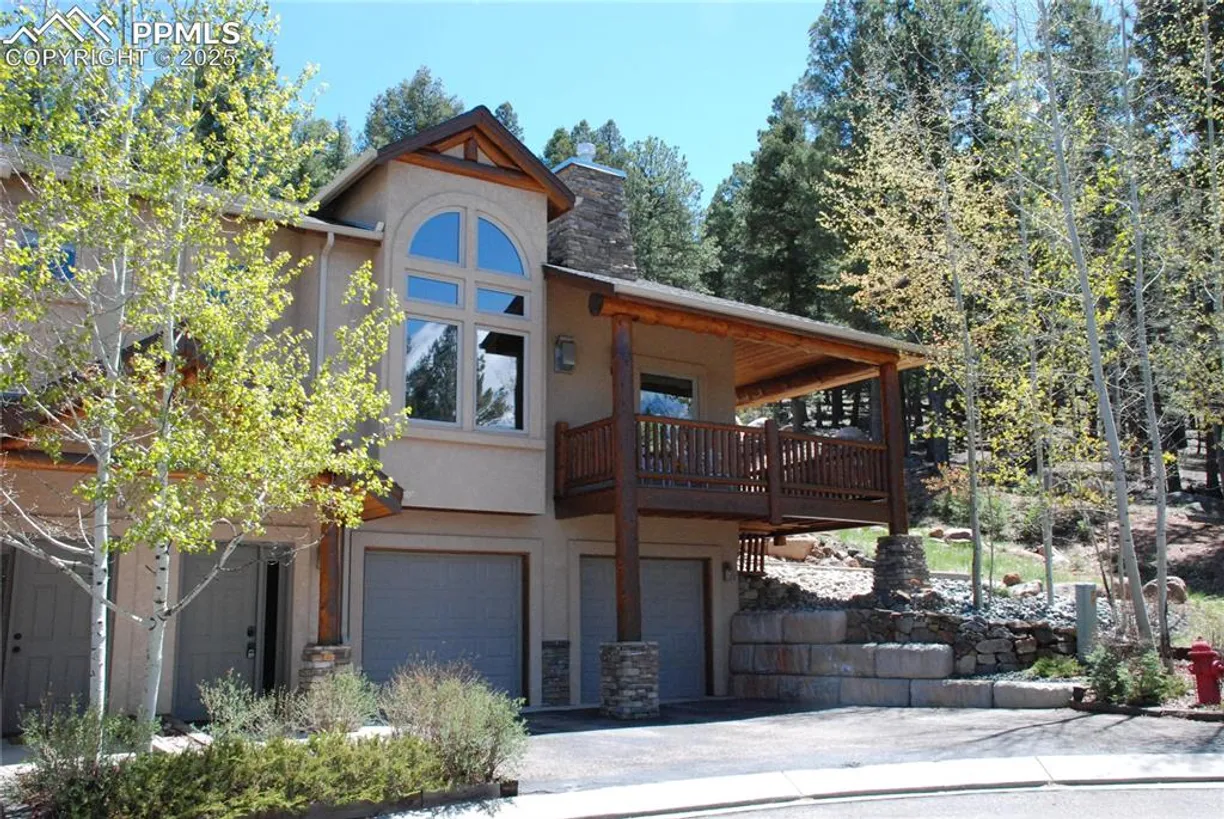 Denver Real Estate | View 245 Elk Grove Lane | 3 Beds, 2 Baths