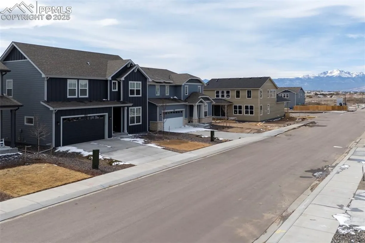 Denver Real Estate | View 7975 Pennydale Drive | Listing