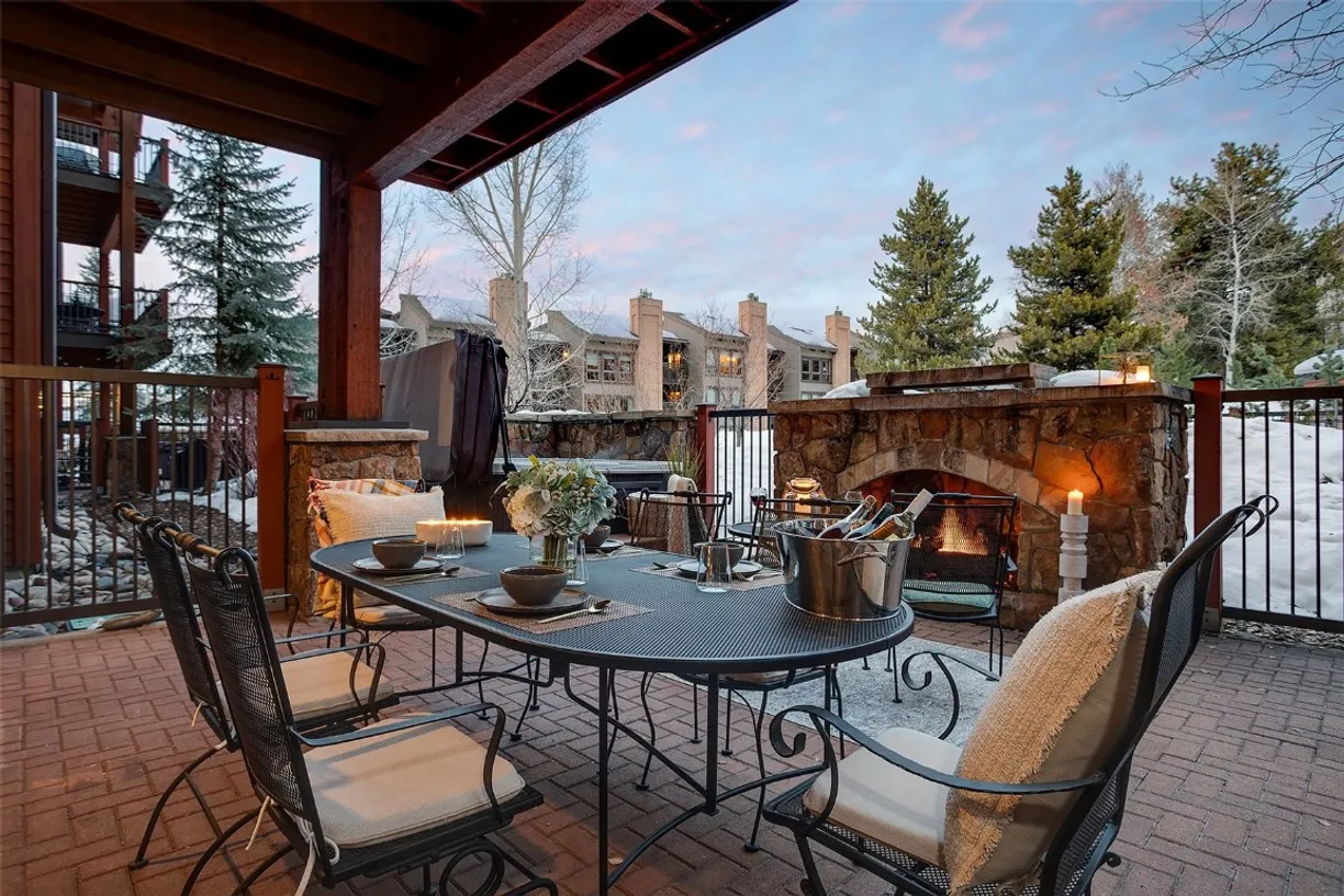 Denver Real Estate | View 1800 Medicine Springs Drive, 5109 | 4 Beds, 4 Baths