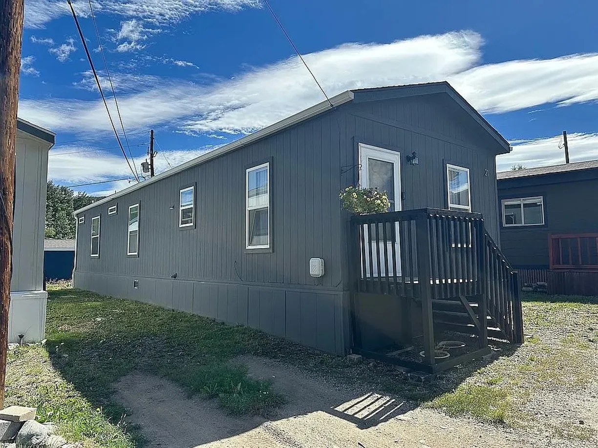 Denver Real Estate | View 847 Airport Road Space #21, 21 | 2 Beds, 2 Baths