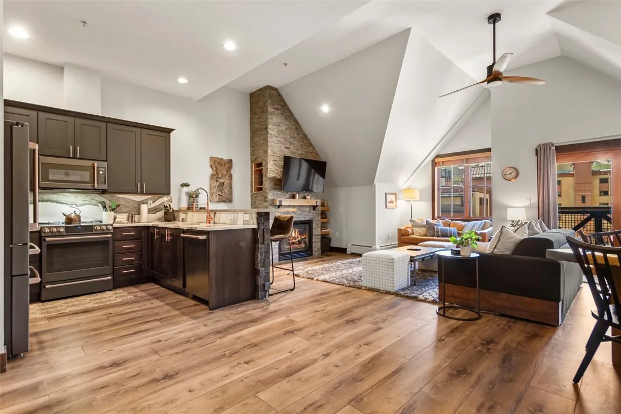 Denver Real Estate | View 505 S Main Street, 1502 | 2 Beds, 2 Baths