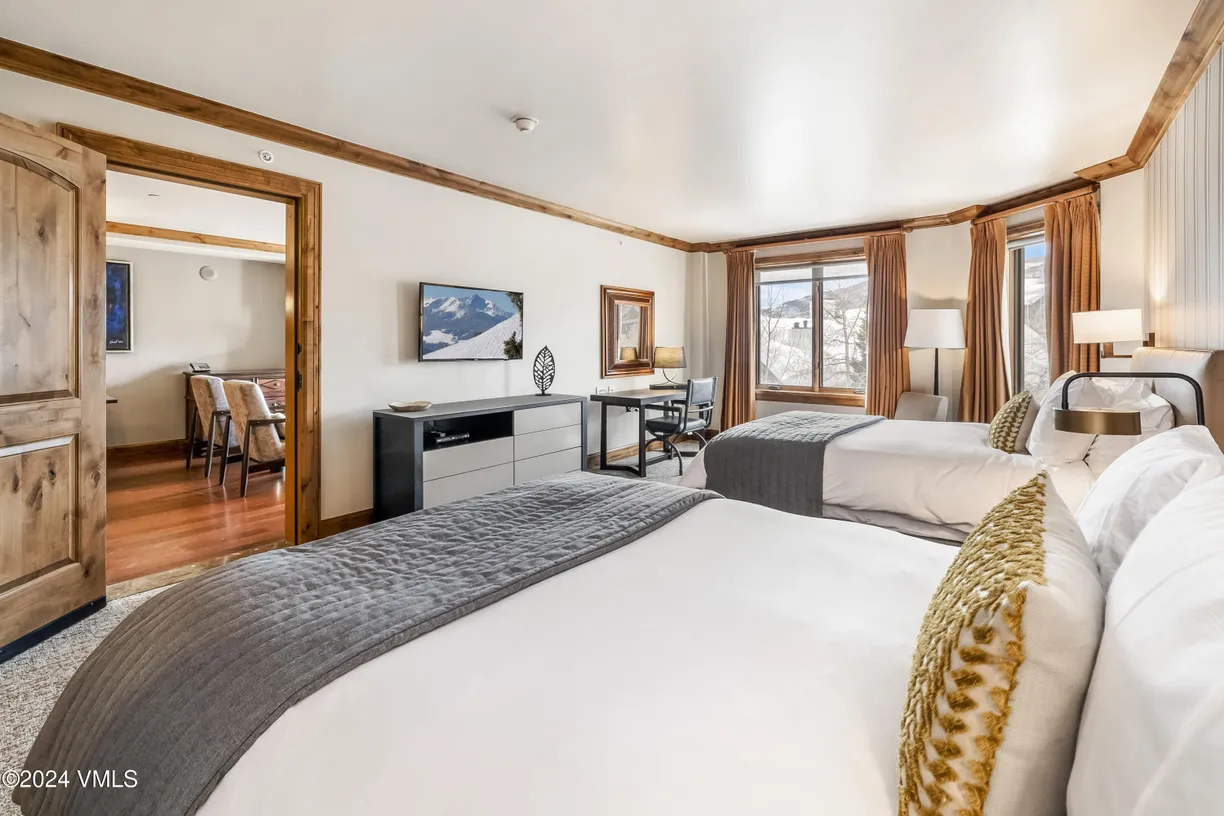 Denver Real Estate | View 16 Vail Road | Listing