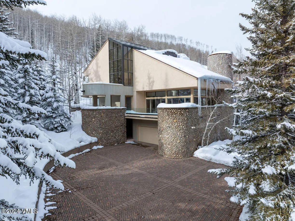 Denver Real Estate | View 222 Elk Track Road | 4 Beds, 4 Baths
