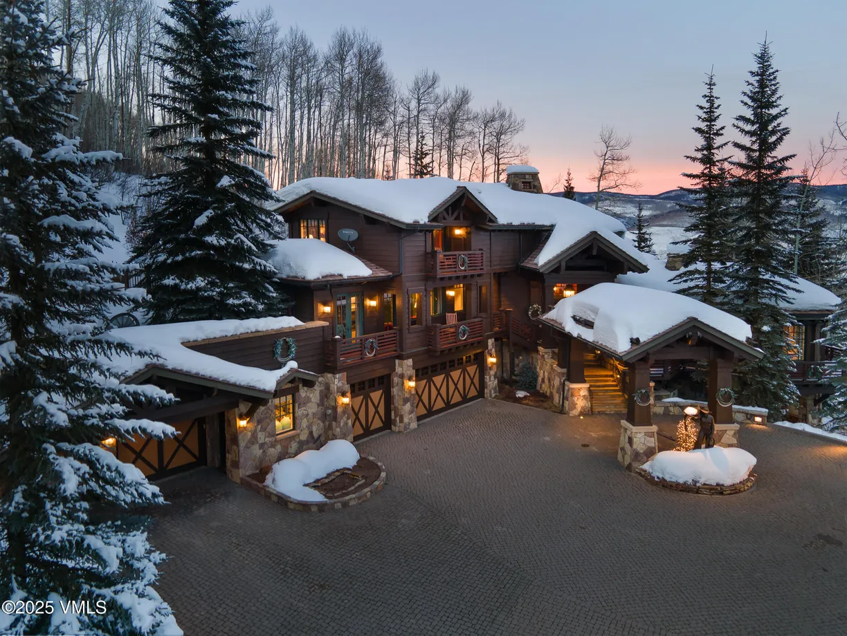 Denver Real Estate | View 933 Strawberry Park Road | 7 Beds, 9 Baths