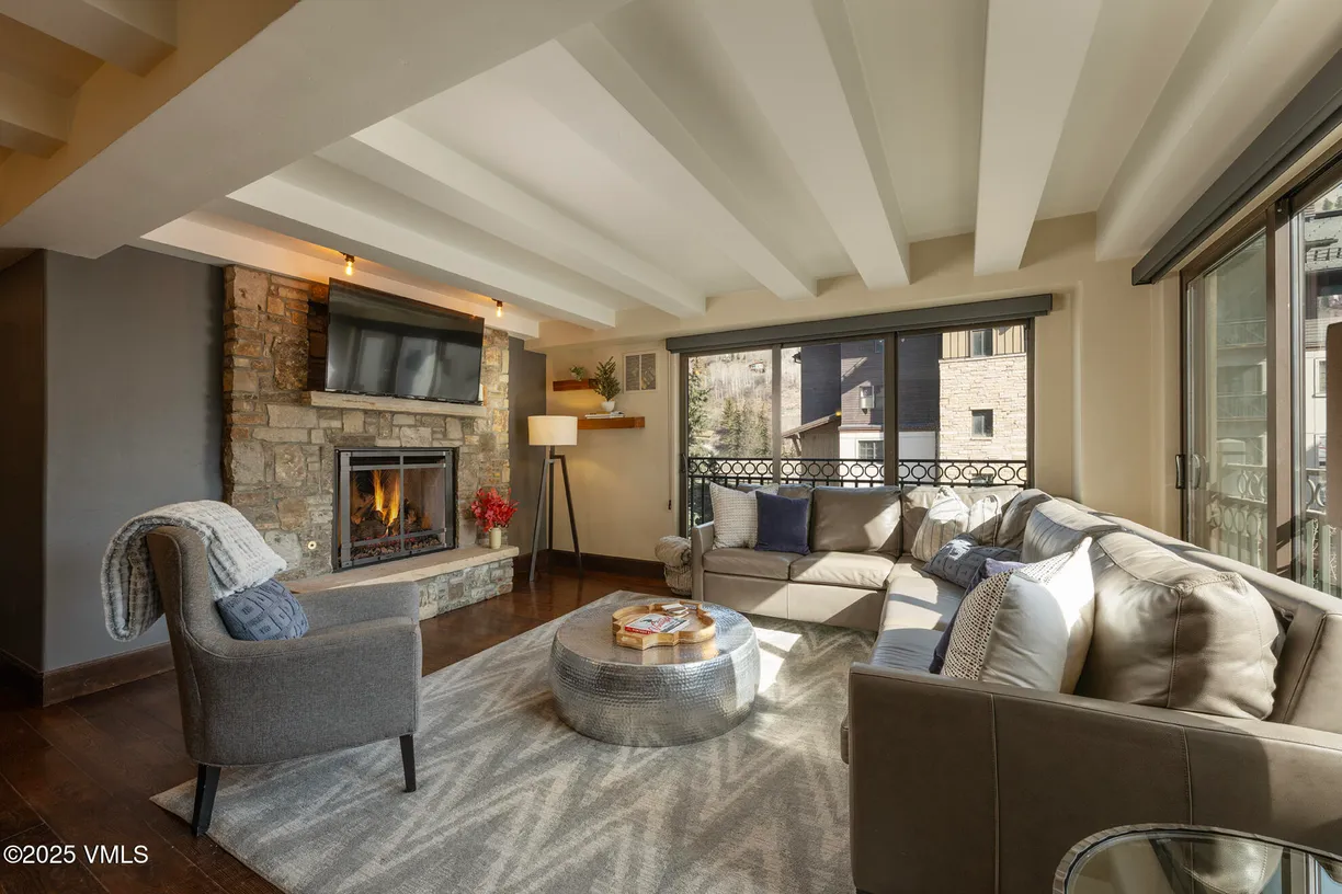 Denver Real Estate | View 610 W Lionshead Circle, 406 | Listing