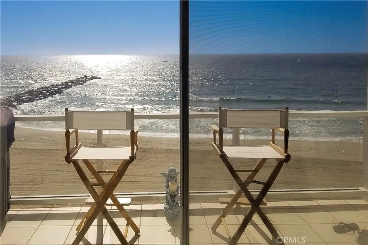 Northern California Real Estate | View 615 Esplanade, 302 | 1 Bed, 1 Bath