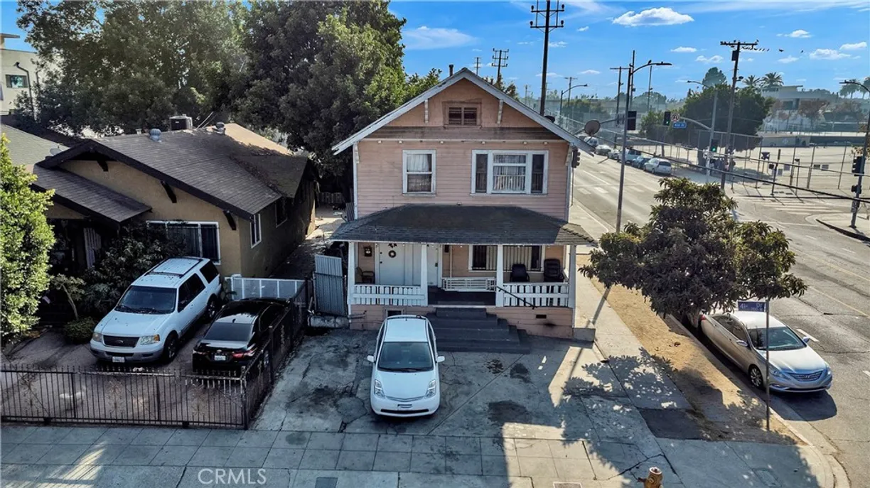 Northern California Real Estate | View 732 W 41st Drive