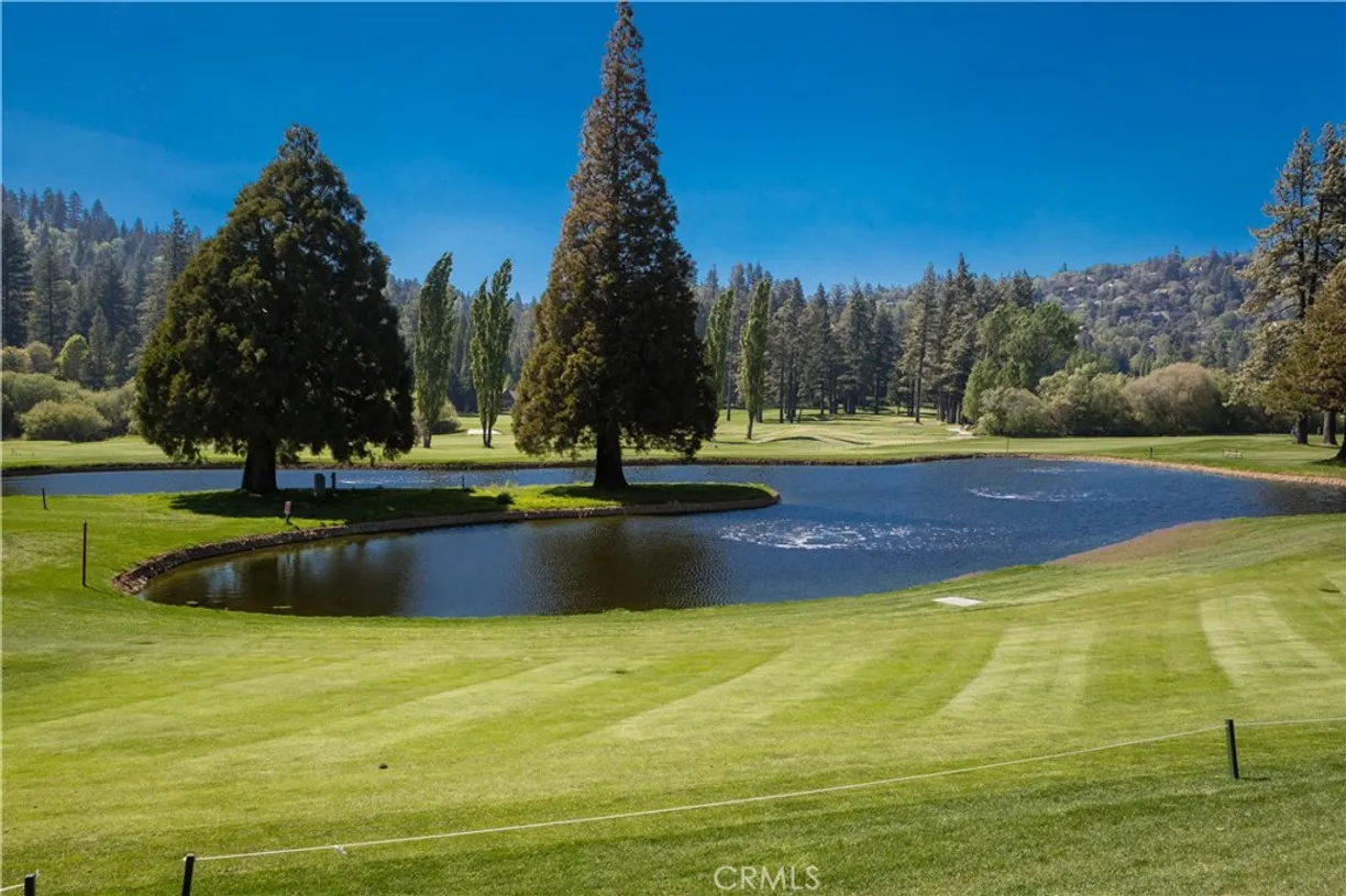 Northern California Real Estate | View 420 Golf Course Road | 5 Beds, 3 Baths