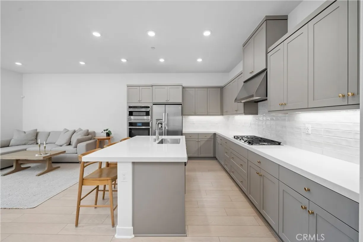 Northern California Real Estate | View 185 Sash | Listing