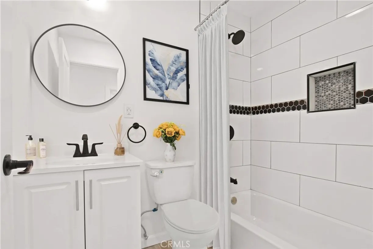 Northern California Real Estate | View 144 E 77th Street | Listing