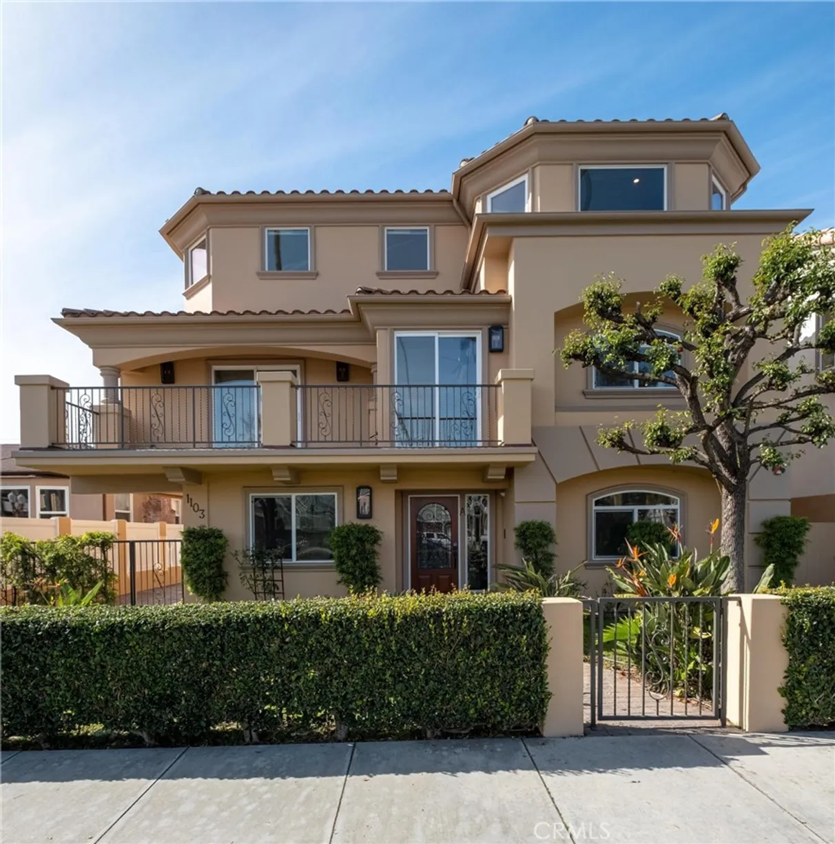Northern California Real Estate | View 1103 S Catalina Avenue, A | 3 Beds, 2 Baths