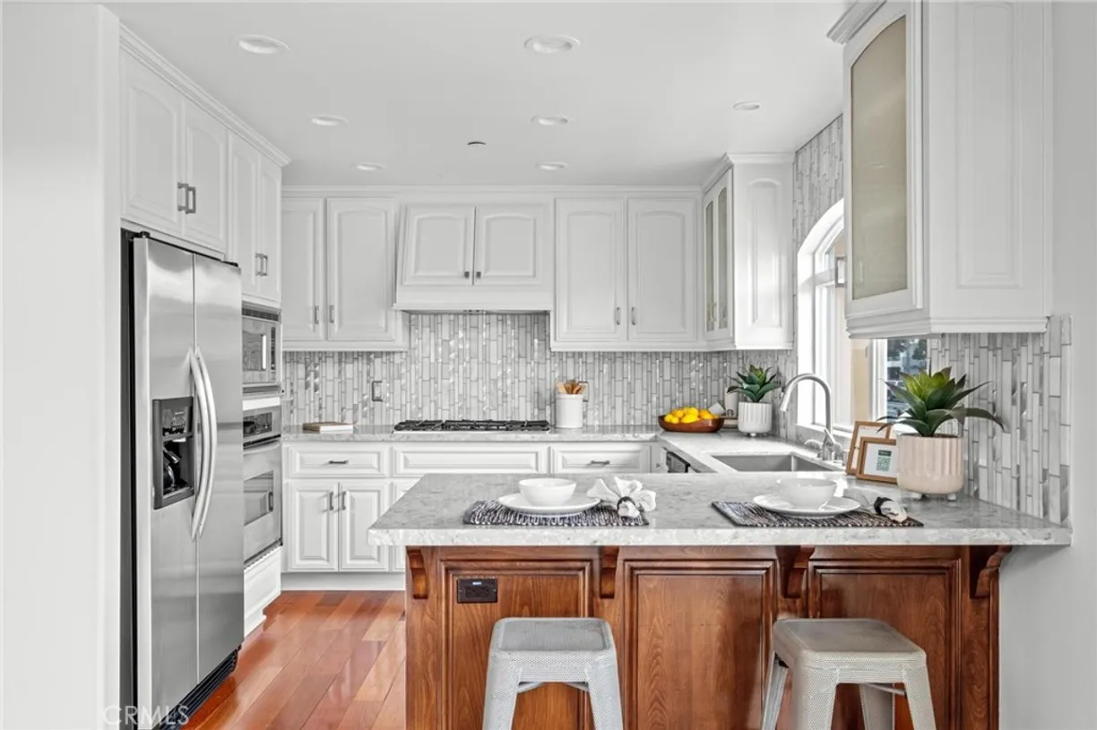 Northern California Real Estate | View 1103 S Catalina Avenue, A | Listing