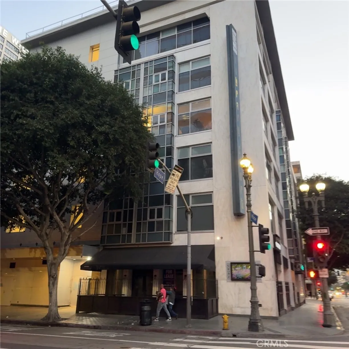 Northern California Real Estate | View 630 W 6th Street, 216 | 1 Bed, 1 Bath