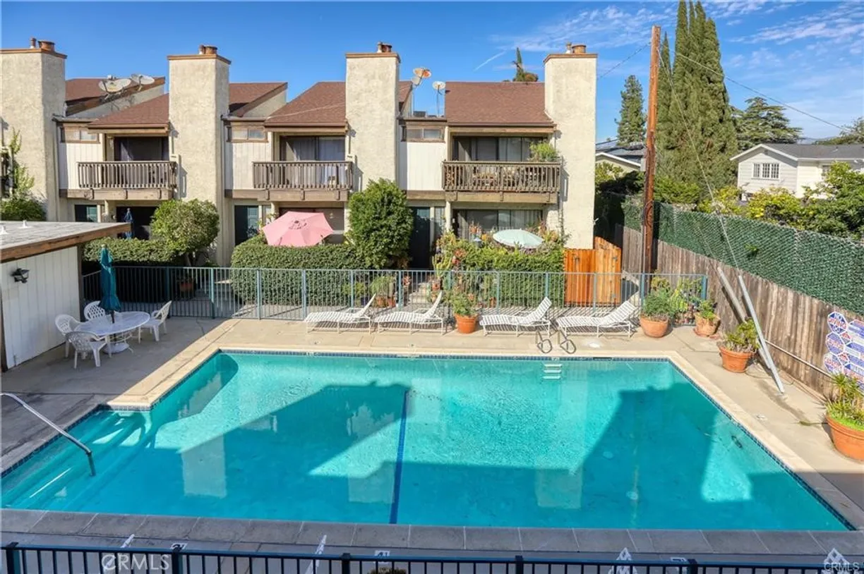 Northern California Real Estate | View 4214 Troost Avenue, 14 | Listing
