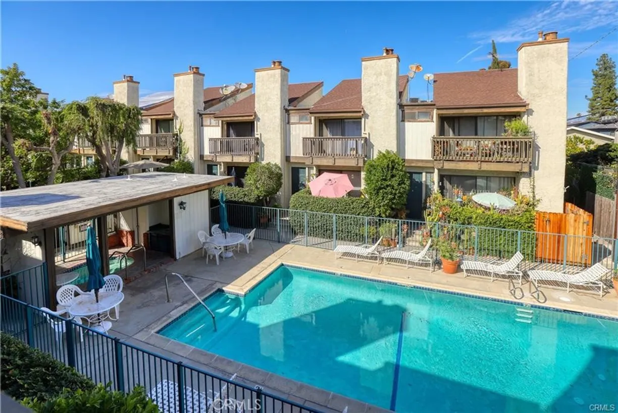 Northern California Real Estate | View 4214 Troost Avenue, 14 | 3 Beds, 3 Baths