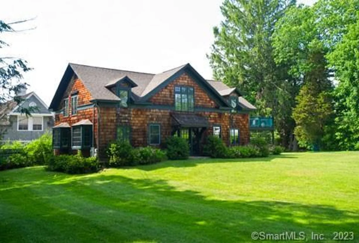 Greenwich Real Estate | View 17 Kirby Road | Listing