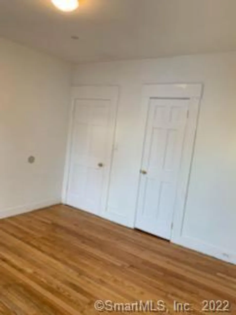 Greenwich Real Estate | View 385 Park Avenue, 2 | Listing