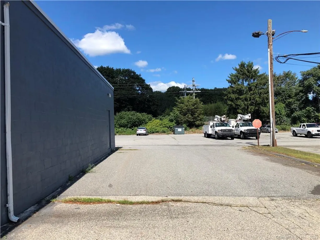 Greenwich Real Estate | View 15-19 East Main Street | Listing