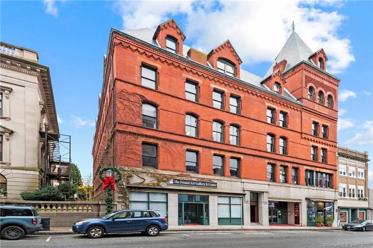 Greenwich Real Estate | View 153 State Street, A102 | Listing