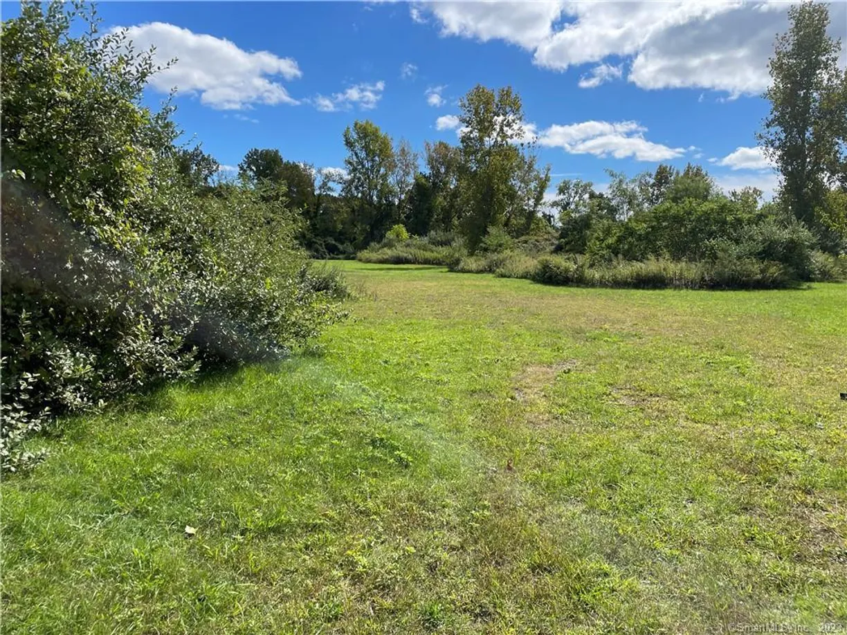 Greenwich Real Estate | View 71 Leonardo Drive | Listing