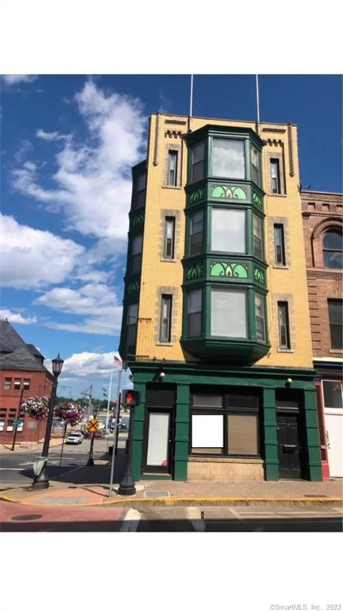 Greenwich Real Estate | View 2 Bank Street