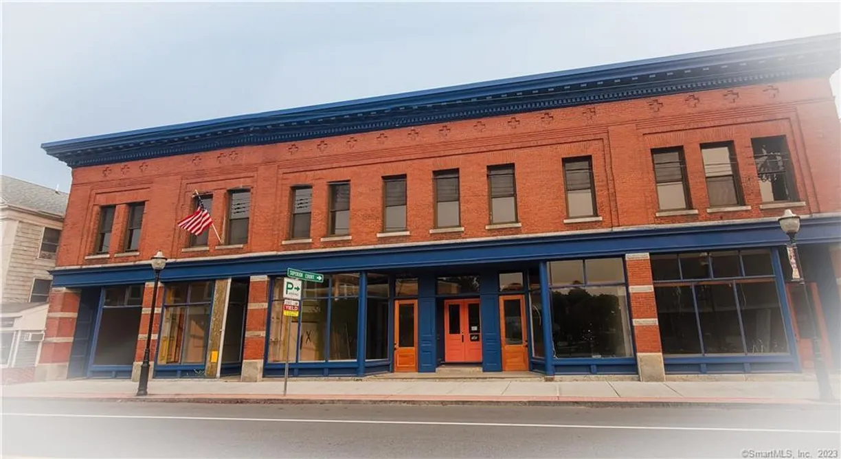 Greenwich Real Estate | View 140 Main