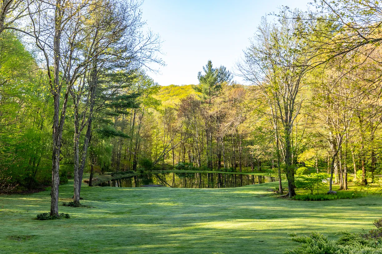 Greenwich Real Estate | View 116 Squire Road | Listing