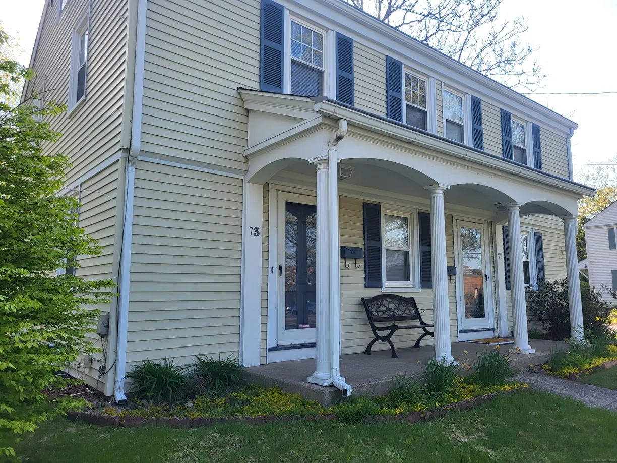 Greenwich Real Estate | View 73 Lansdale | 2 Beds, 1 Bath