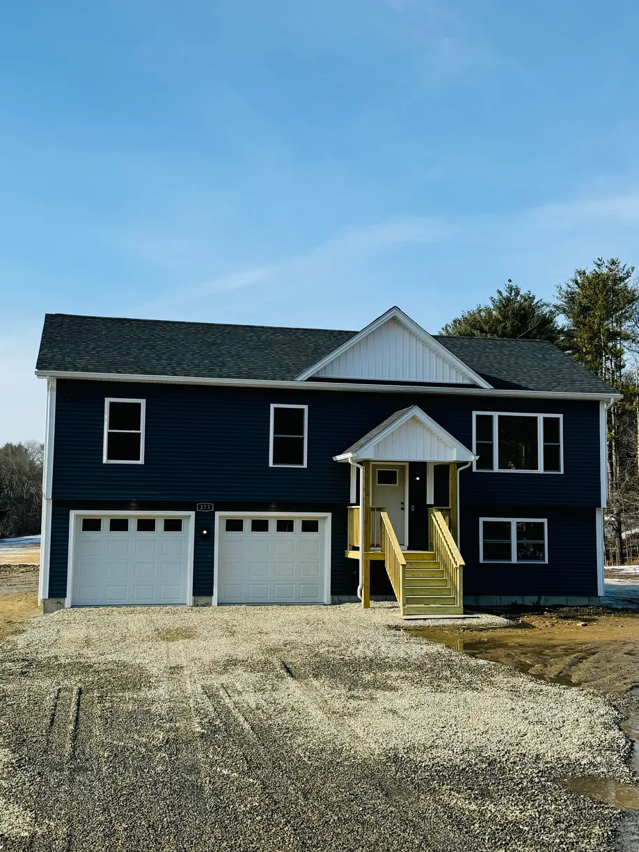 Greenwich Real Estate | View 275 Gorman Road | 3 Beds, 2 Baths