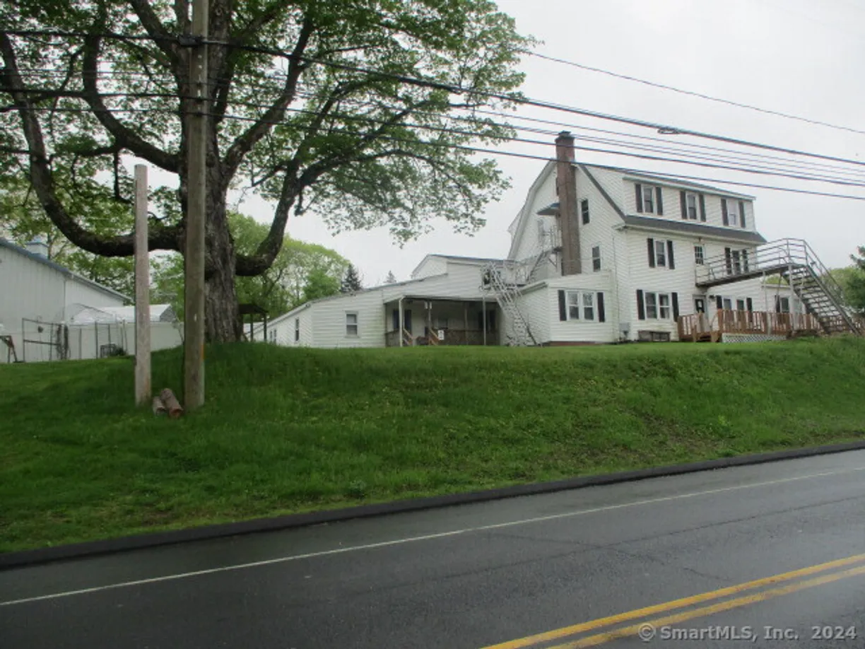 Greenwich Real Estate | View 400 Torrington Road | Listing