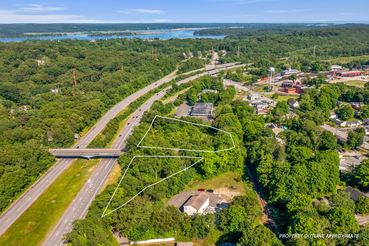 Greenwich Real Estate | View 130 Dennison Road | Listing