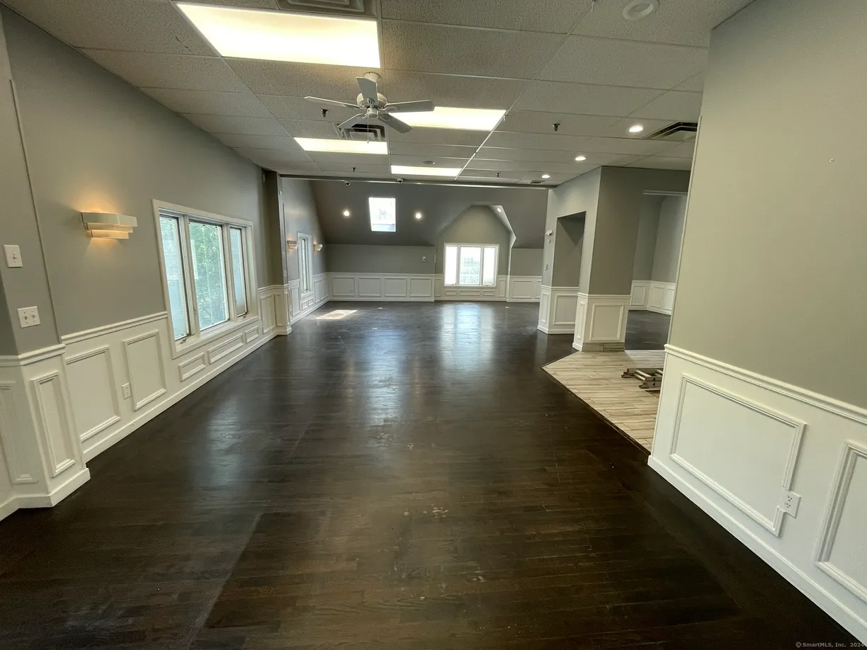 Greenwich Real Estate | View 1575 Boston Post Road, F - 2nd Floor Building B | Listing