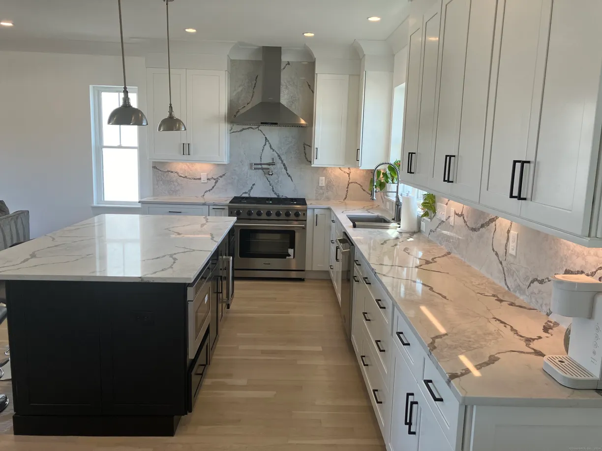 Greenwich Real Estate | View 7 Morse Avenue, 7 | Listing