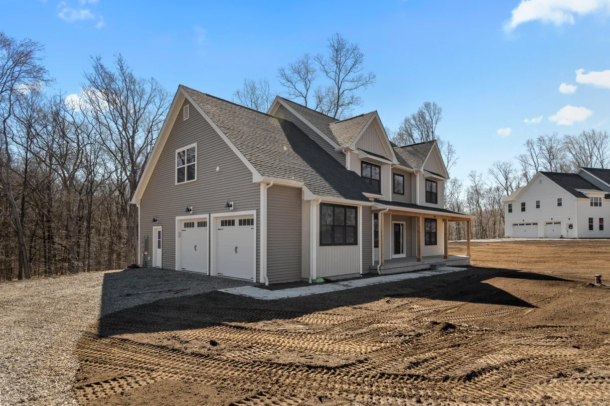 Greenwich Real Estate | View 200 Horizon Hill | Listing