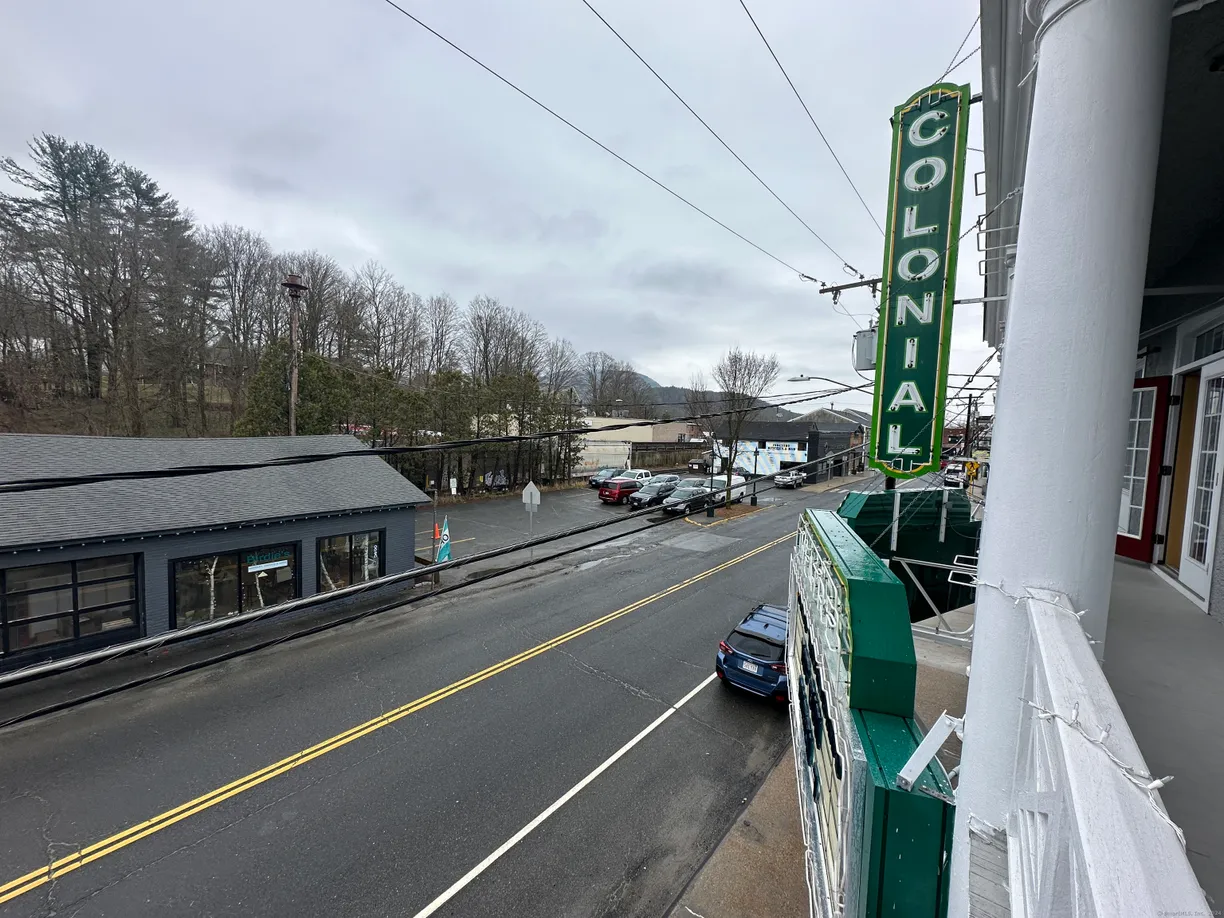 Greenwich Real Estate | View 27 Railroad Street