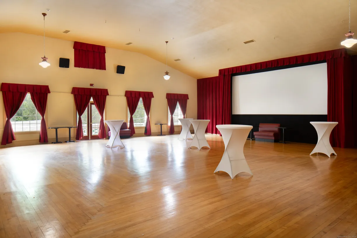 Greenwich Real Estate | View 27 Railroad Street | Listing