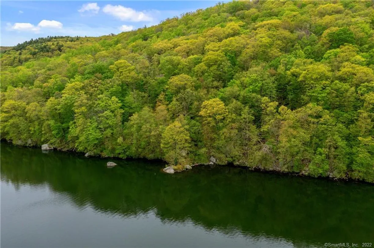 Greenwich Real Estate | View Wagon Wheel Road | Listing