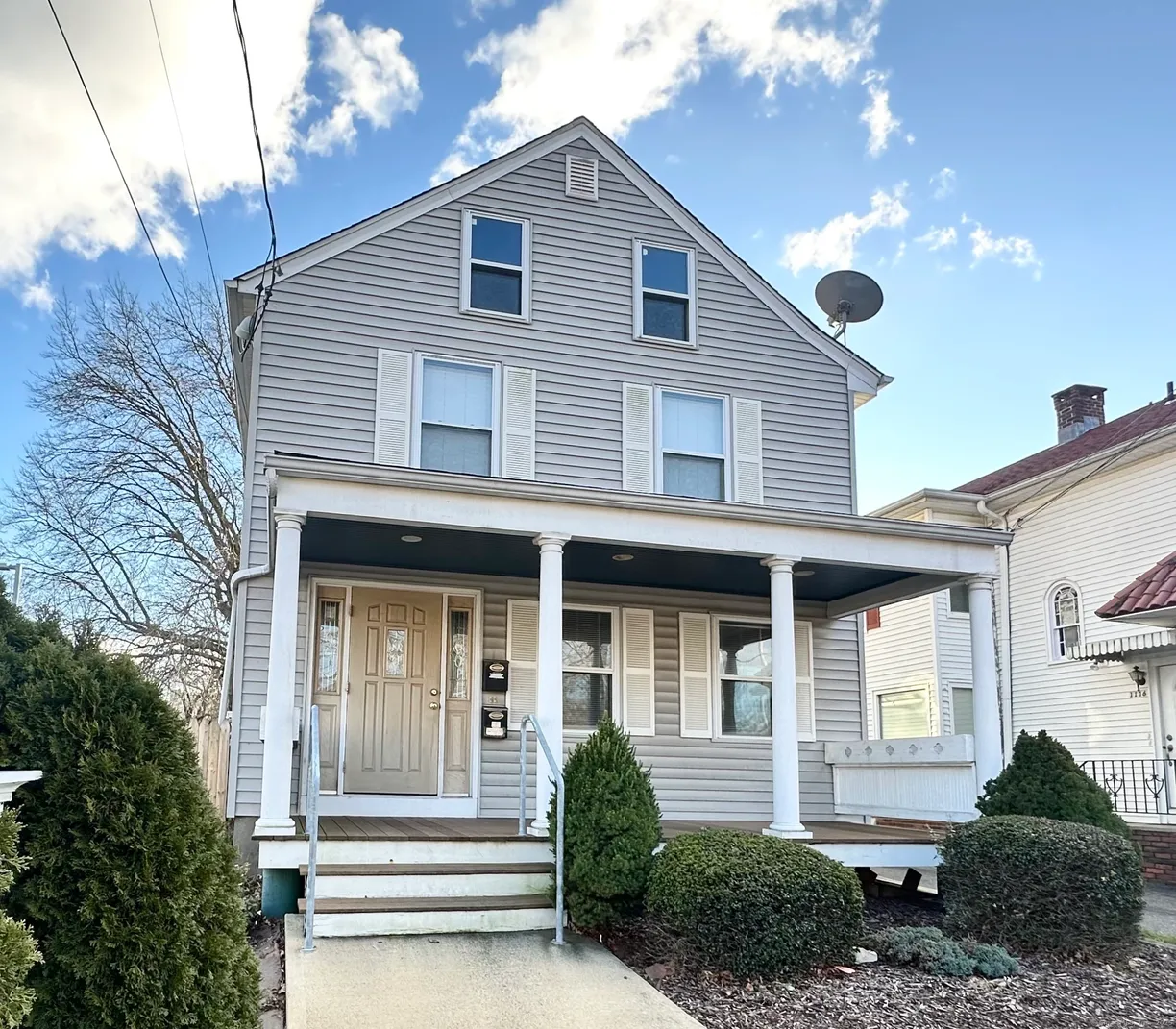 Greenwich Real Estate | View 1112 Whalley Avenue, 1 | 2 Beds, 1 Bath