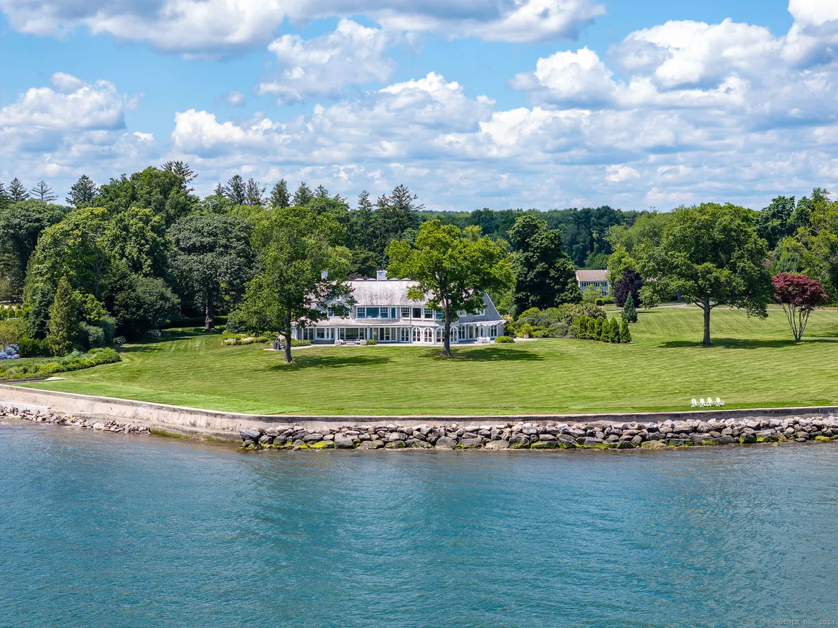 Greenwich Real Estate | View 122 Beachside Avenue | Listing
