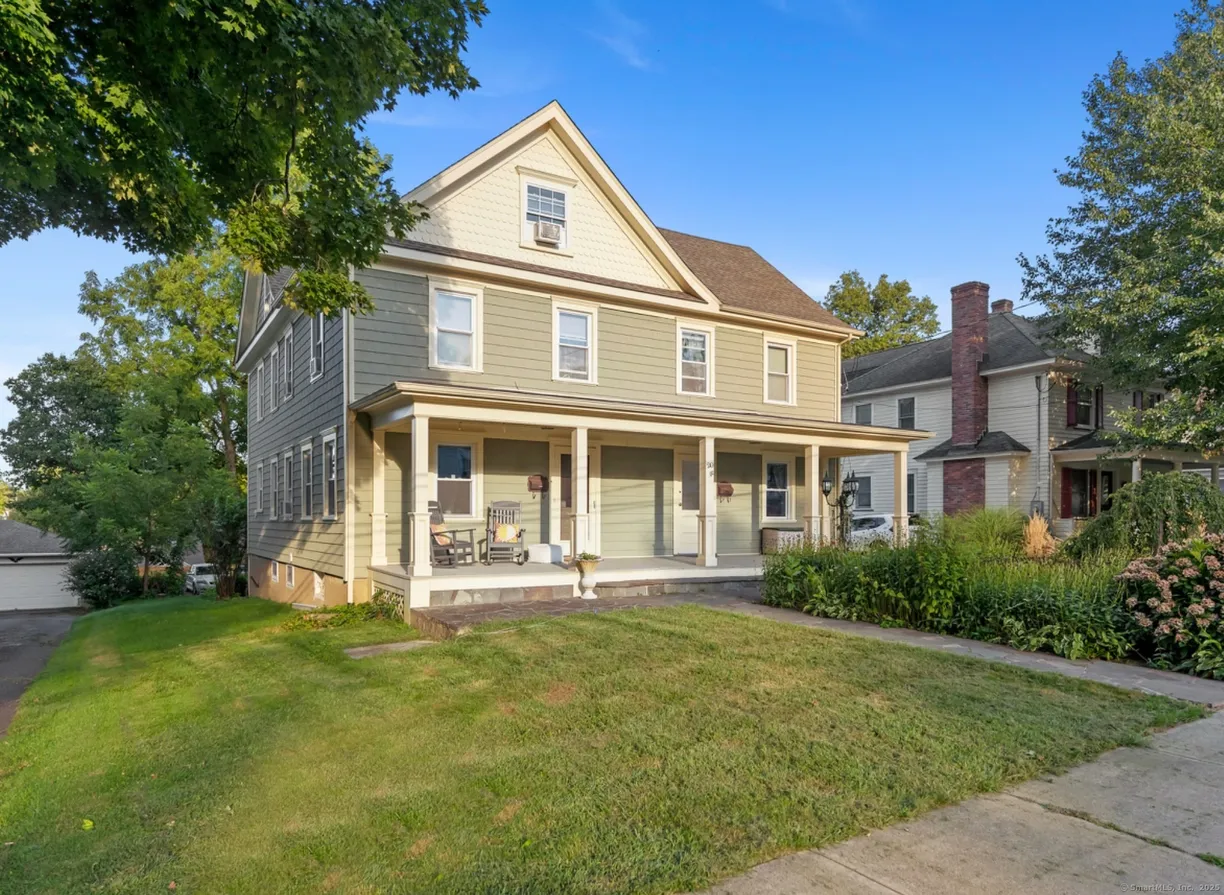 Greenwich Real Estate | View 20 Fairview Avenue, 3 | 1 Bath
