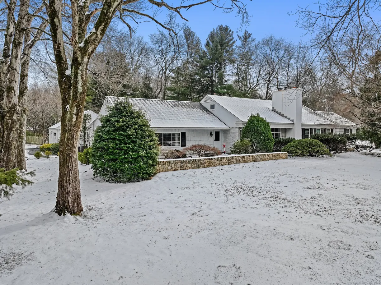 Greenwich Real Estate | View 375 Westover Road | 4 Beds, 3 Baths