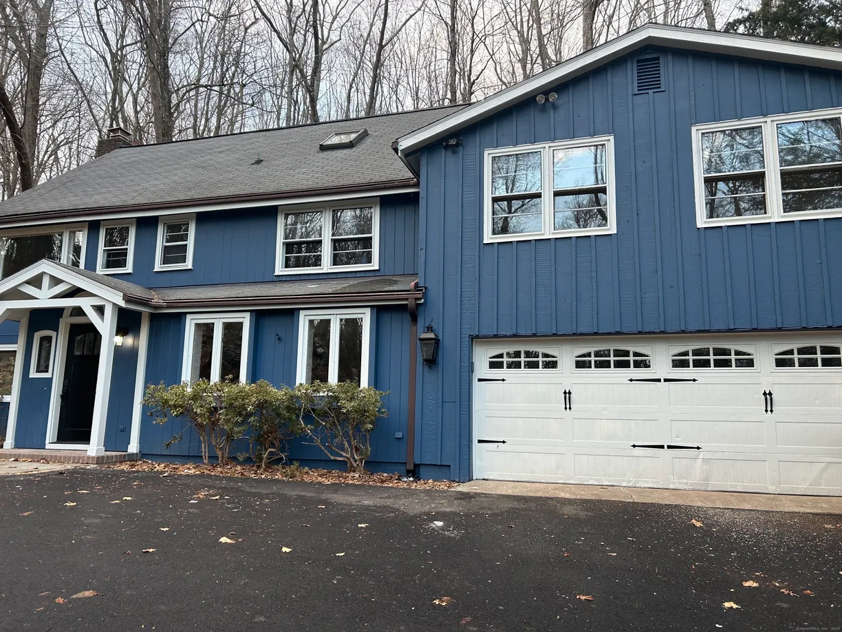 Greenwich Real Estate | View 11 Dogwood Drive | 4 Beds, 3 Baths
