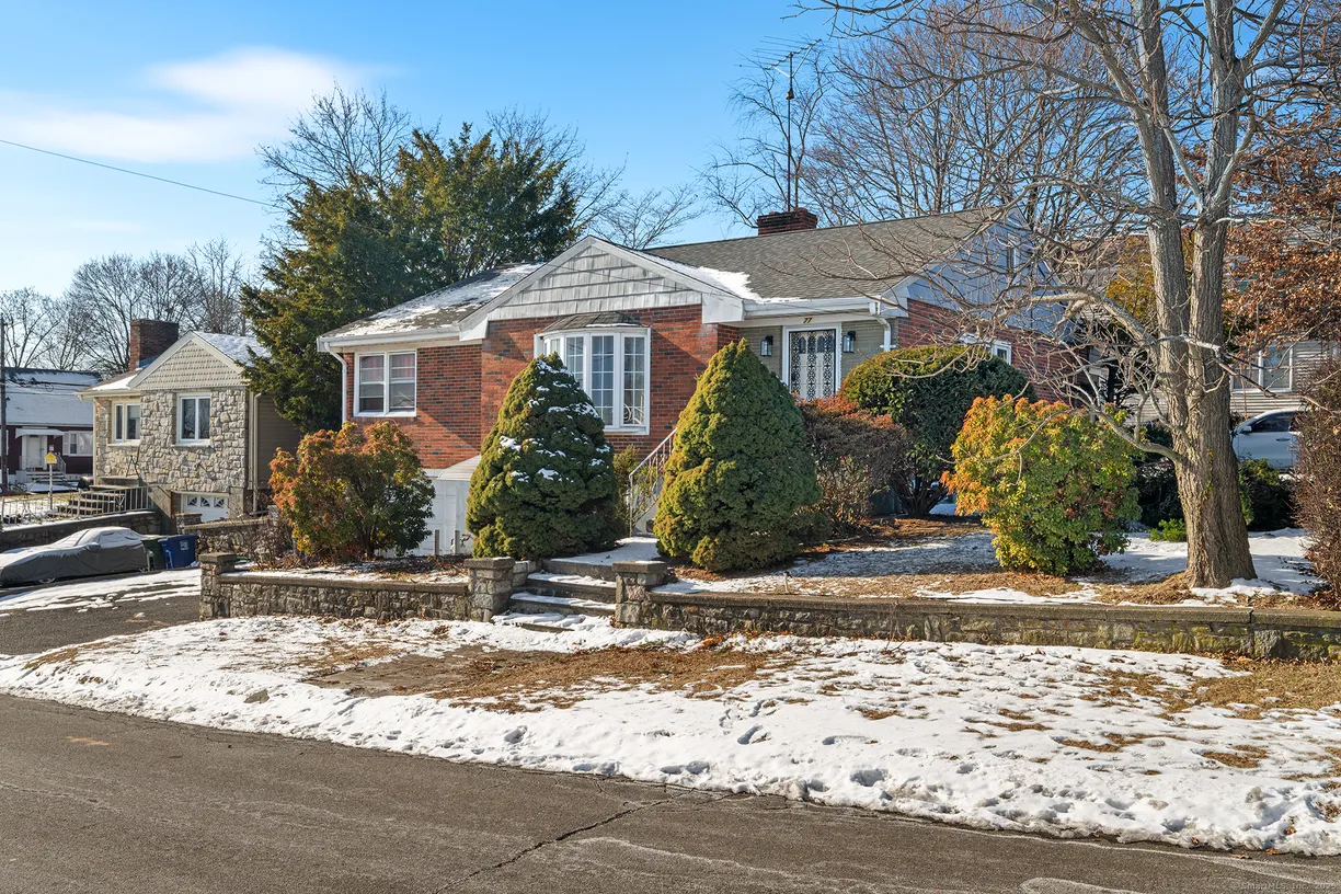 Greenwich Real Estate | View 77 Alexander Avenue | 2 Beds, 1 Bath