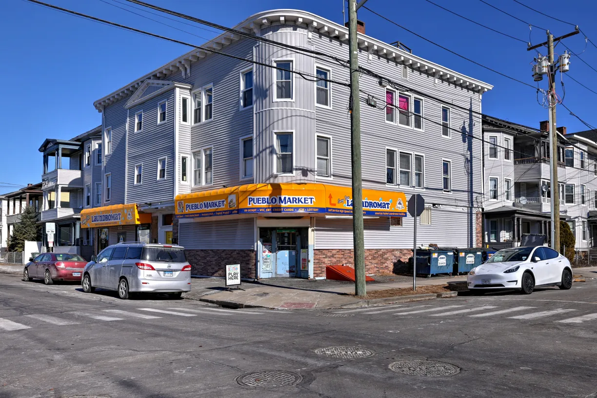 Greenwich Real Estate | View 420 Pembroke Street | Listing