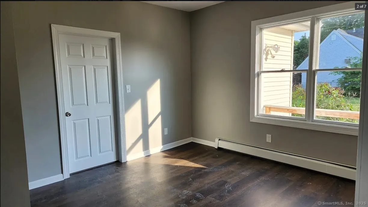 Greenwich Real Estate | View 724 Middletown Avenue | Listing
