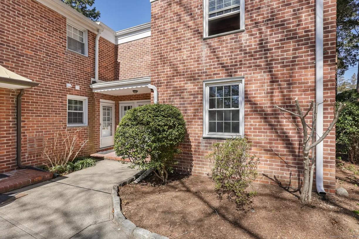 Greenwich Real Estate | View 172 Putnam Park | Listing